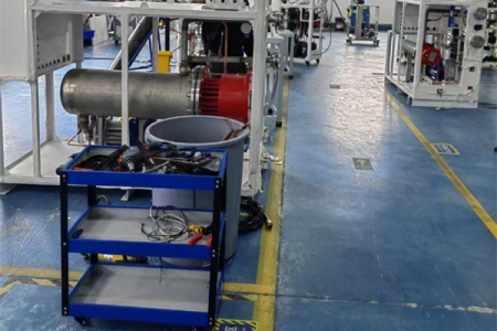 廠家選擇低溫冷凍機(jī)時不能過于注重外形！