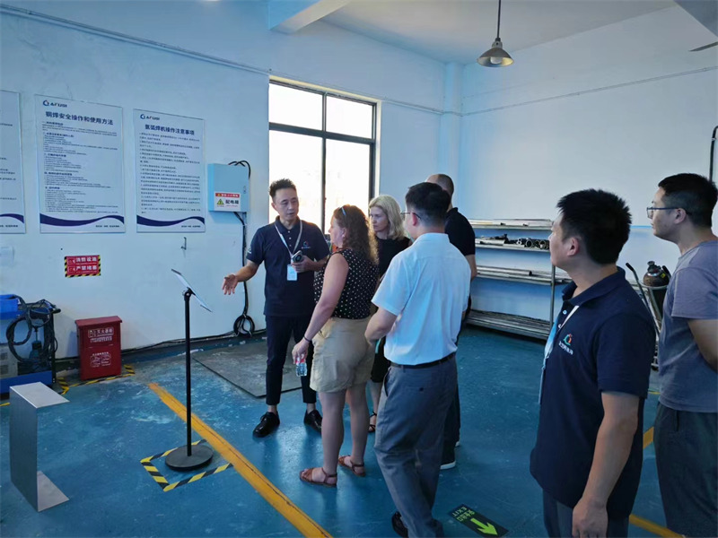 國外客戶蒞臨我司考察，深化外貿(mào)交流與合作 圖3